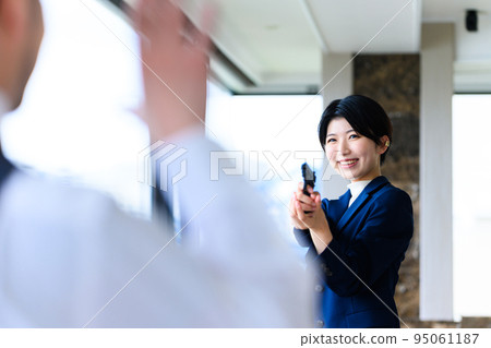 police, firearm, pistol 95061187