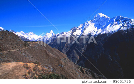 Everest  95061736