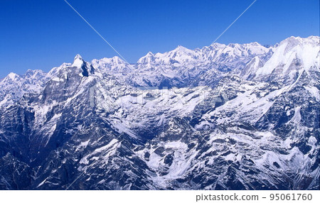 Everest  95061760