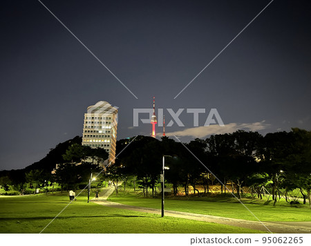 Next to N Seoul Tower Pink Light | Baekbon Plaza Next to N Seoul Tower Pink Light | Baekbon Plaza 95062265