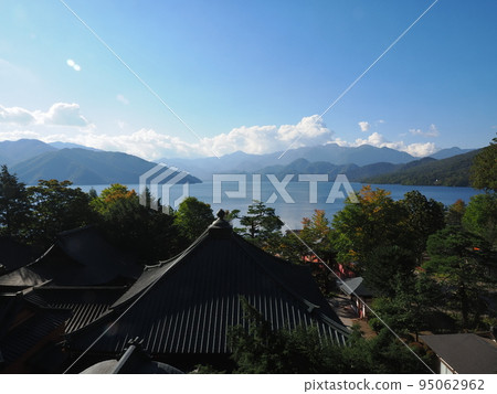 從五台堂看到的奧日光中禪寺湖中禪寺 95062962
