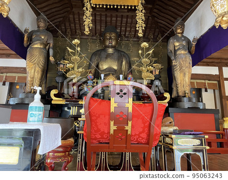 Abandoned Fukuchiyama Line, nearby famous temple Jokyoji Temple, the principal image of Amida Sanzon 95063243