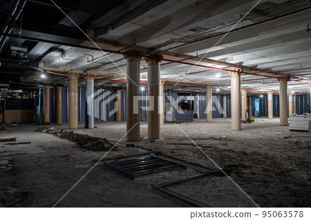 construction and repair of underground building or parking with column 95063578