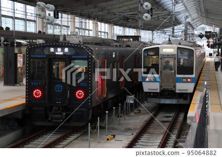 長崎幹線415系列不銹鋼車(長崎⇔諫早) 長崎幹線415系列不銹鋼車(長崎⇔諫早) 95064882