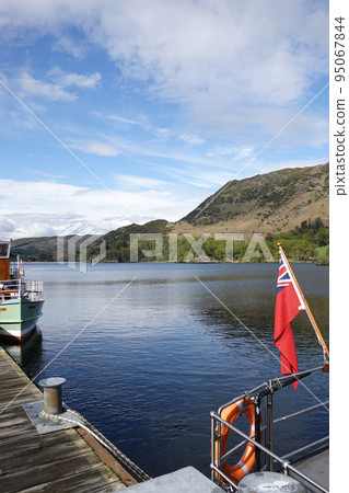 UK Ullswater Lake UK Ullswater Lake 95067844
