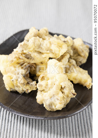 美味的舞茸天婦羅 95070072