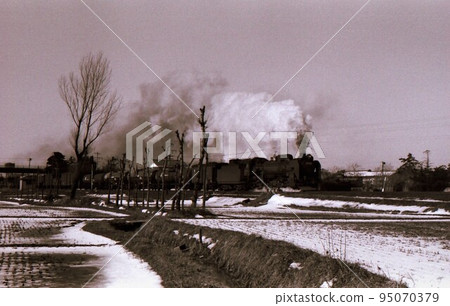 1969 Uetsu Main Line Sakamachi D51 Towing Freight Train Documentary Photo Niigata Prefecture 95070379