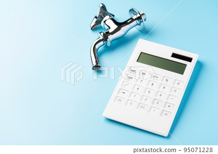 faucet and calculator 95071228