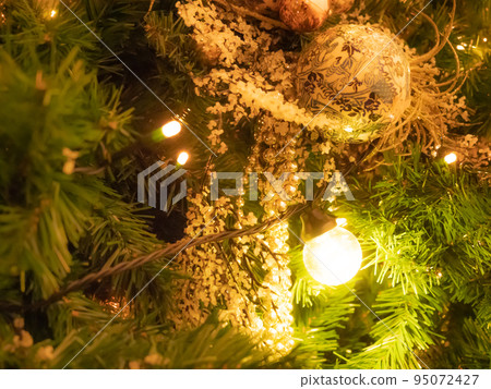 Christmas tree decoration 95072427