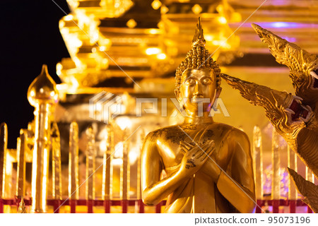Wat Phra That Doi Suthep in Chiang Mai (Wat Thai) Wat Phra That Doi Suthep in Chiang Mai (Wat Thai) 95073196