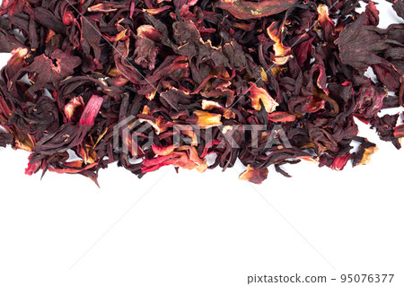 Bunch of dry hibiscus tea isolated on white background 95076377