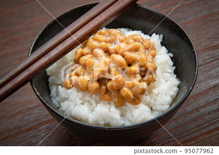 傳統日本料理，納豆飯 95077962