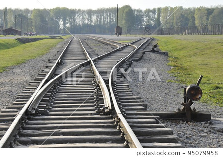 波蘭，比克瑙，奧斯威辛博物館，比克瑙第二集中營，壁板 95079958
