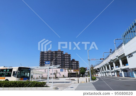 Sotetsu Line Hoshikawa Station Plaza 95080020