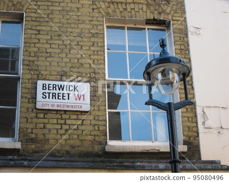 伯威克街路牌 95080496