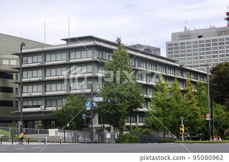 Ministry of Foreign Affairs Office, Kasumigaseki, Chiyoda-ku, Tokyo Ministry of Foreign Affairs Office, Kasumigaseki, Chiyoda-ku, Tokyo 95080962