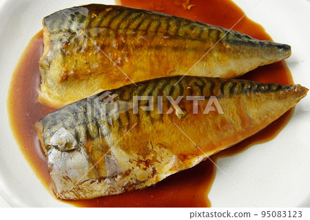 Boiled mackerel Boiled mackerel 95083123