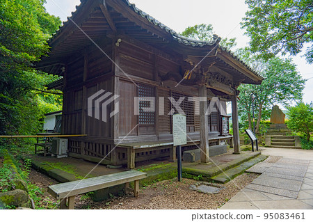 Kamakura Engakuji Bentendo 95083461