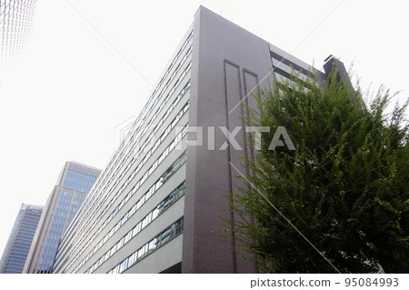 東京都千代田區霞關經濟產業省政府大樓 95084993