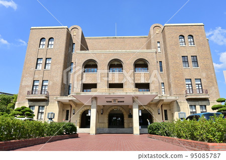 Nagoya City Public Hall in Tsurumai Park (Showa Ward, Nagoya City) Nagoya City Public Hall in Tsurumai Park (Showa Ward, Nagoya City) 95085787