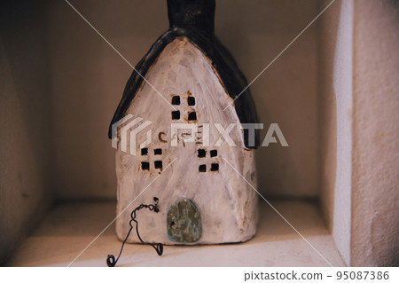 寫為咖啡館的房子配件 寫為咖啡館的房子配件 95087386