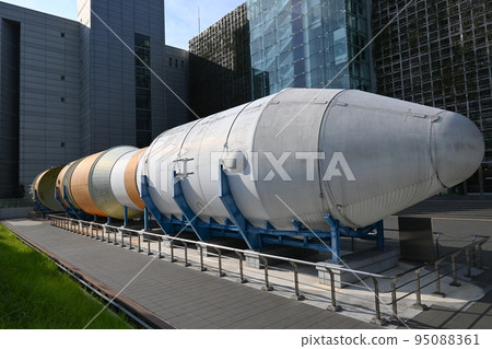 在名古屋市科學館（中區榮）發射火箭 95088361