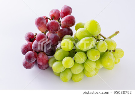 Shine Muscat and Scarlet 95088792