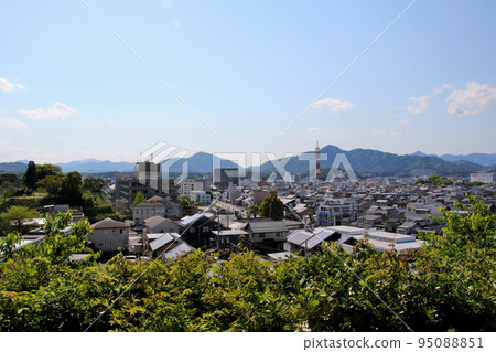 福知山城 從天守閣眺望福知山市政府 福知山城 從天守閣眺望福知山市政府 95088851