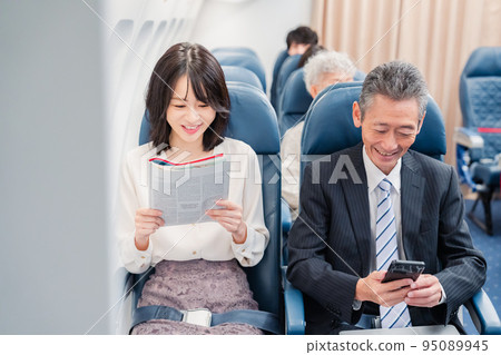 花時間在飛機上的乘客 花時間在飛機上的乘客 95089945