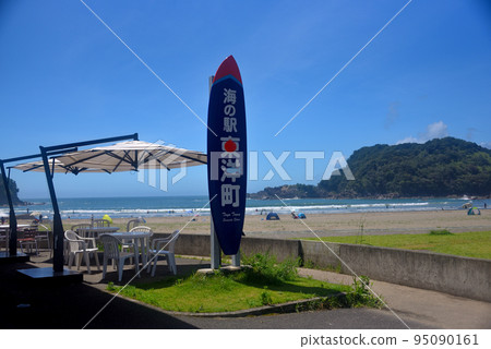 Shikoku Seaside Station Toyocho Shirahama Beach seen from the facility Toyocho Kochi Prefecture (2) 95090161