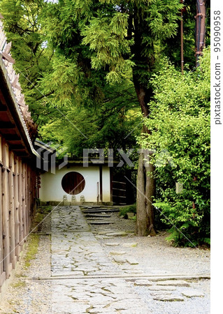 Higashiyama Roadside Furebotoke, Korin-in Temple's Sanjizo Lane, Higashiyama Ward, Kyoto City 95090958