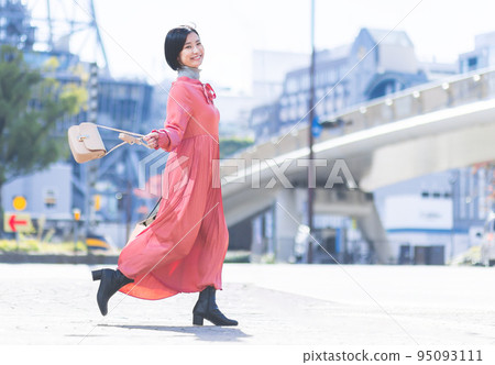 Female portrait Female portrait 95093111