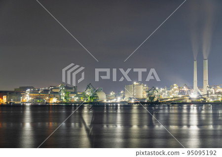 《山口縣》周南工廠夜景_來自晴海水上樂園 95095192