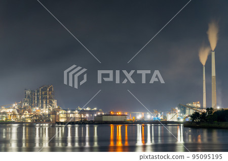 《山口縣》周南工廠夜景_來自晴海水上樂園 95095195