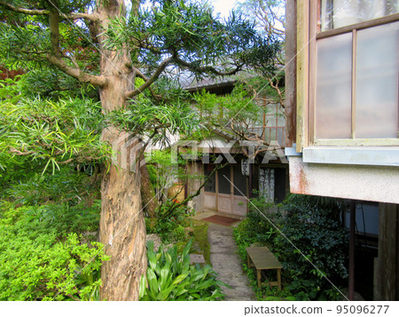 "Fukudaya" Inn of "The Dancing Girl of Izu" Yugano Onsen 95096277