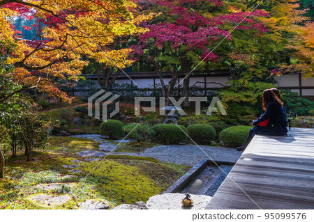 秋天在東山，京都仙龍寺有秋葉 Gozasho 花園 95099576