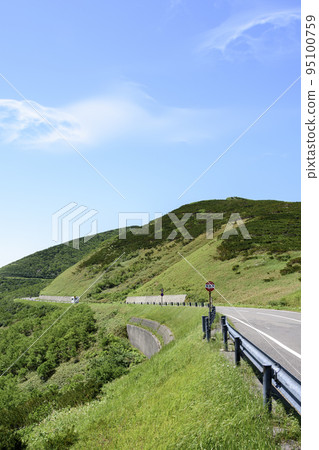 View of Shiretoko Pass, Hokkaido View of Shiretoko Pass, Hokkaido 95100759