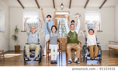 Rehabilitation center rehabilitation gymnastics scene using PET bottles 95103916