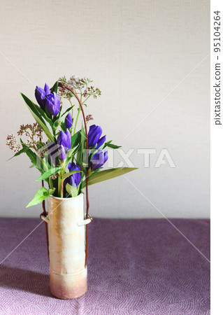 Rindo in a vase Rindo in a vase 95104264