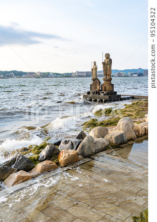 黃昏的宍道湖 Sodeshi Jizo(島根縣松江市) 黃昏的宍道湖 Sodeshi Jizo(島根縣松江市) 95104322