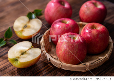 very sweet apple apple very sweet apple apple 95106803
