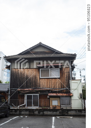 日本岡山縣岡山市古老而美麗的建築 日本岡山縣岡山市古老而美麗的建築 95106823