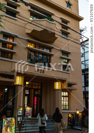 Stroll through Kyoto's Sanjo-dori neighborhood through seven modern architecture: 1928 Building Stroll through Kyoto's Sanjo-dori neighborhood through seven modern architecture: 1928 Building 95107689