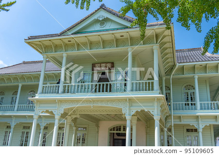 Matsue Castle Kounkaku (Matsue City, Shimane Prefecture) 95109605