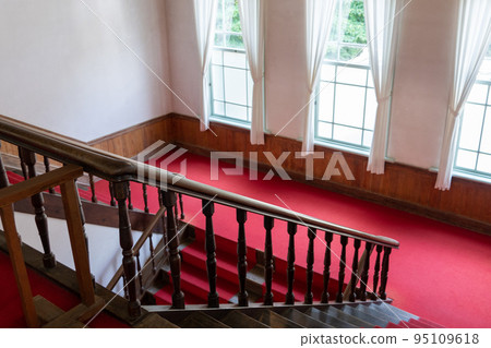 松江城光雲閣樓梯（島根縣松江市） 95109618