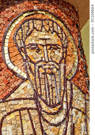 Saint Peter apostle made from mosaic on a column Saint Peter apostle made from mosaic on a column 95109664
