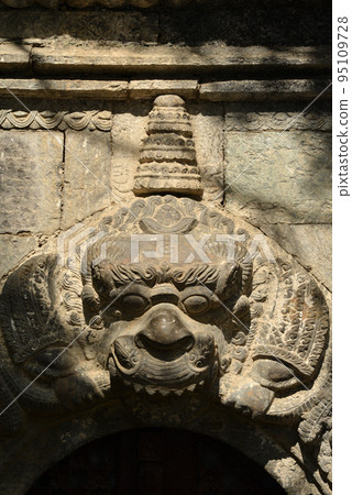 Stone relief, sculpture of Shiva the destroyer in Pashupatinath, Nepal, now destroyed after the earthquake that hit Nepal Stone relief, sculpture of Shiva the destroyer in Pashupatinath, Nepal, now destroyed after the earthquake that hit Nepal 95109728