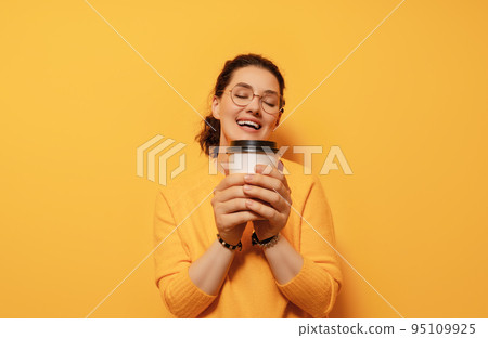 woman with cup of coffee 95109925