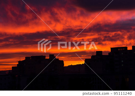 Sunrise in the city Sunrise in the city 95111240