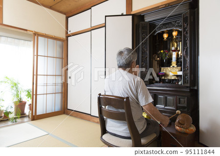 佛經，日本老人的日常生活，日常工作， 95111844